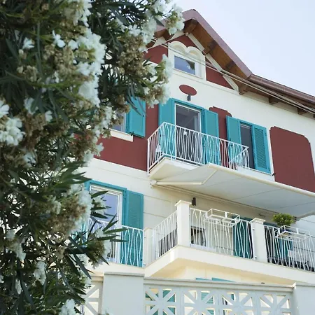 Pensjonat Chiaror Di Mare